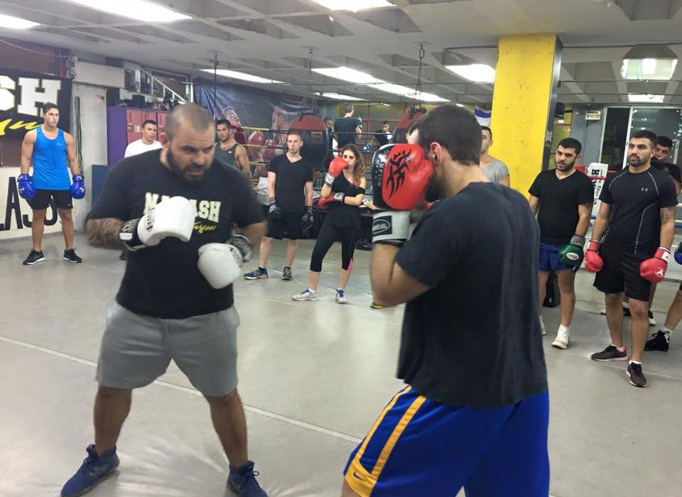 תל אביב יפו רן  נקש איגרוף קלאסי - Boxing