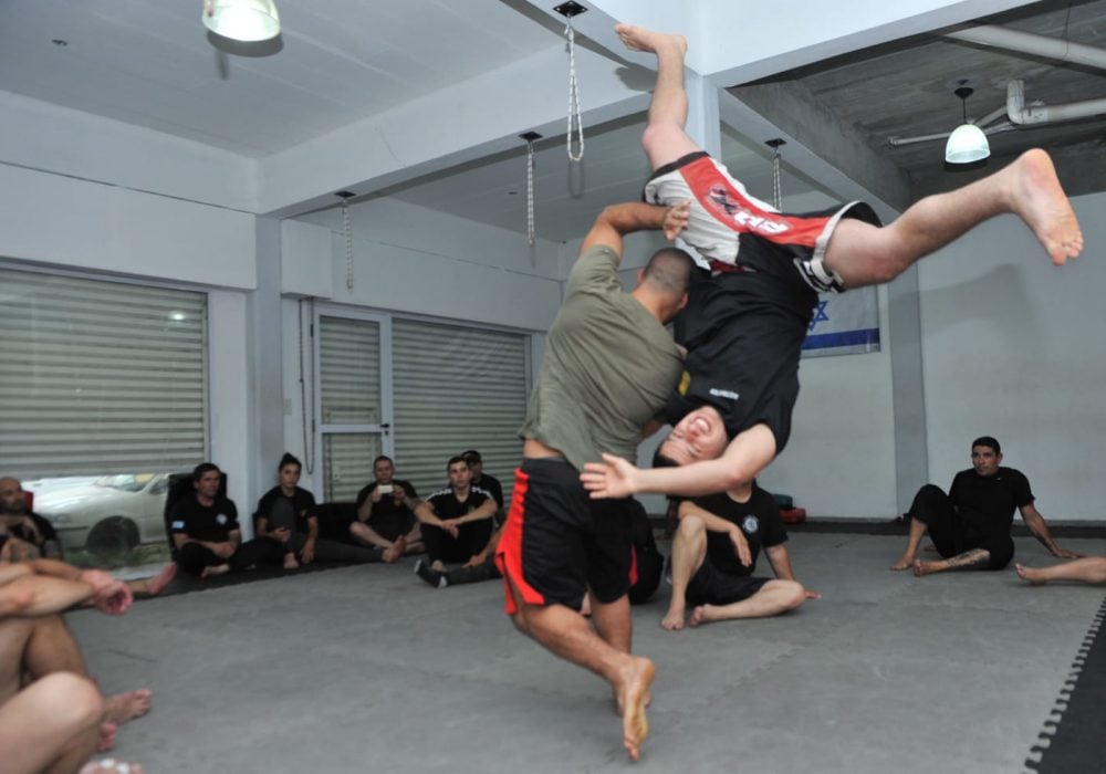 קיבוץ מענית עמית הימלשטיין  וצחי חליפקס קונג פו – Kung Fu אמ.אמ.איי - MMA קרב מגע Krav Maga ג'וג'יטסו ברזילאי BJJ