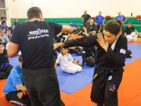 אביבית כהן ולאה דריי חדרה קרב מגע – Krav Maga 