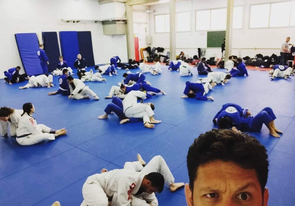 האקדמיה הישראלית לג'יו ג'יטסו ברזילאי ו-MMA אמ.אמ.איי - MMA איגרוף תאילנדי Muay Thai  תל אביב יפו