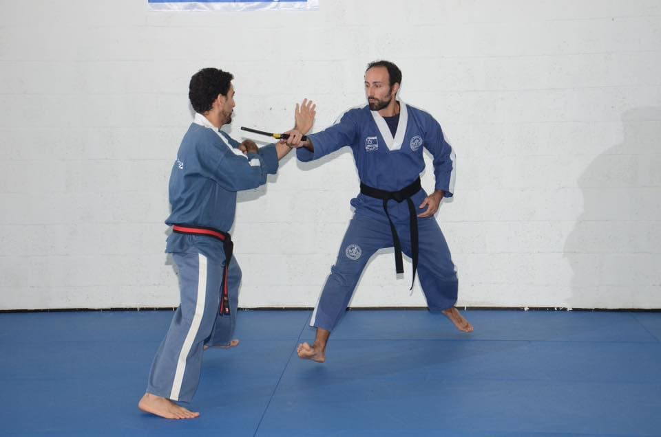 רעננה יונתן פרס קרב מגע – Krav Maga 