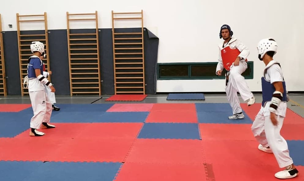 דרקון הזהב טאקוונדו - Taekwondo ג’יט קון דו Jeet Kune Do  אשדוד