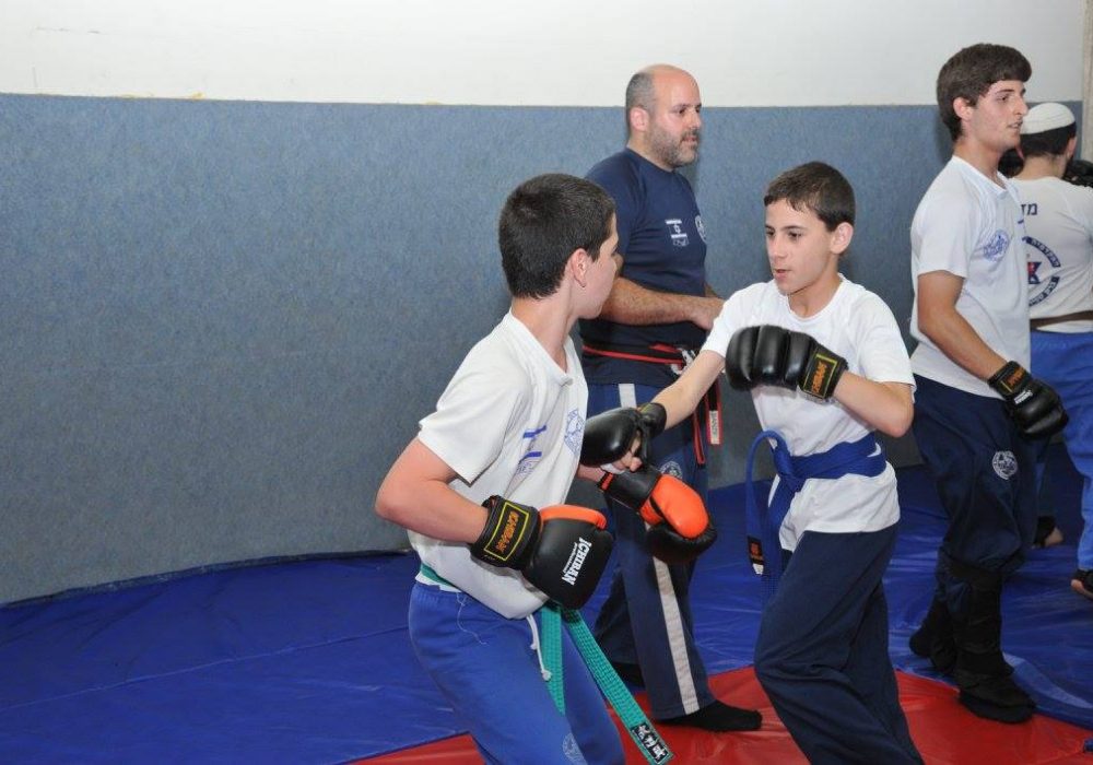 פתח תקווה ברק שפירא קרב מגע – Krav Maga 