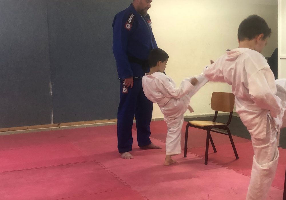 נעם קייקוב הוד השרון קראטה - Karate 