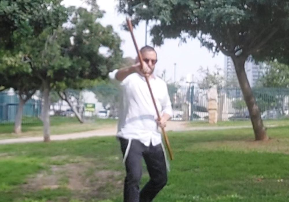 איתי מבס בני ברק אייקידו - Aikido  קונג פו – Kung Fu קרב מגע Krav Maga ארניס אסקרימה וקאלי Arnis Eskrima