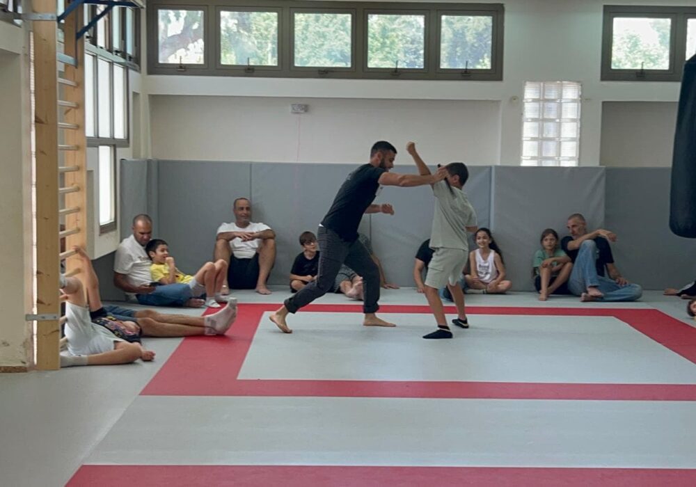 ראש העין אלירן אברהמוב קרב מגע – Krav Maga 