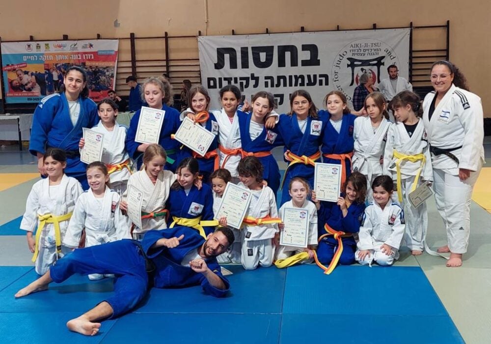 המרכזים לג'ודו והגנה עצמית אומנויות לחימה יפניות ג'ודו - Judo  פרדס חנה כרכור