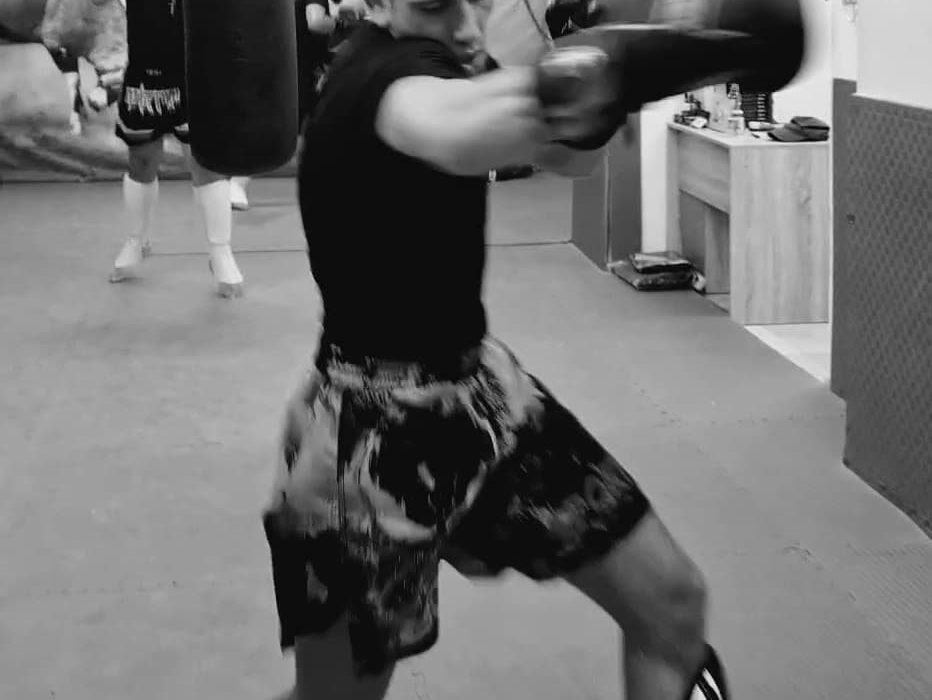EZ Fight אמ.אמ.איי - MMA איגרוף תאילנדי Muay Thai  בני ברק