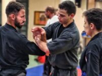 דניס הישרדות ג'וג'יטסו יפני - Jujutsu קראטה Karate  שוהם