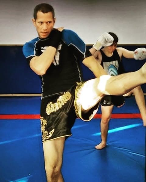 יניב בהט תל אביב-יפו אמ.אמ.איי - MMA 