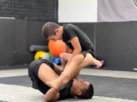 עמוס לביא רחובות אמ.אמ.איי - MMA  איגרוף תאילנדי Muay Thai