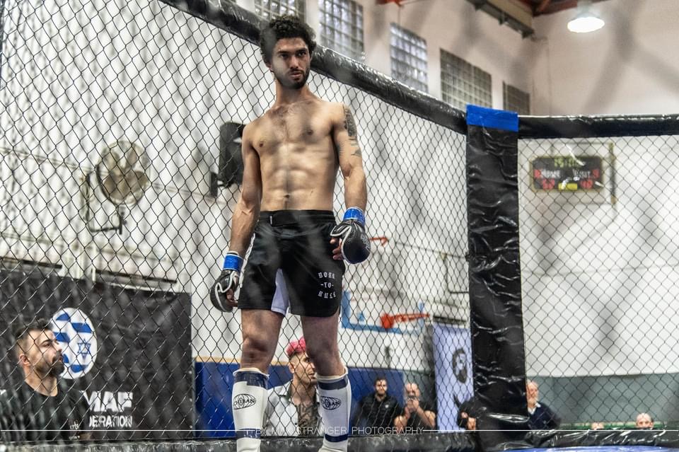 חולון שלו פרץ אמ.אמ.איי - MMA  קרב מגע – Krav Maga איגרוף תאילנדי Muay Thai ג'וג'יטסו ברזילאי BJJ