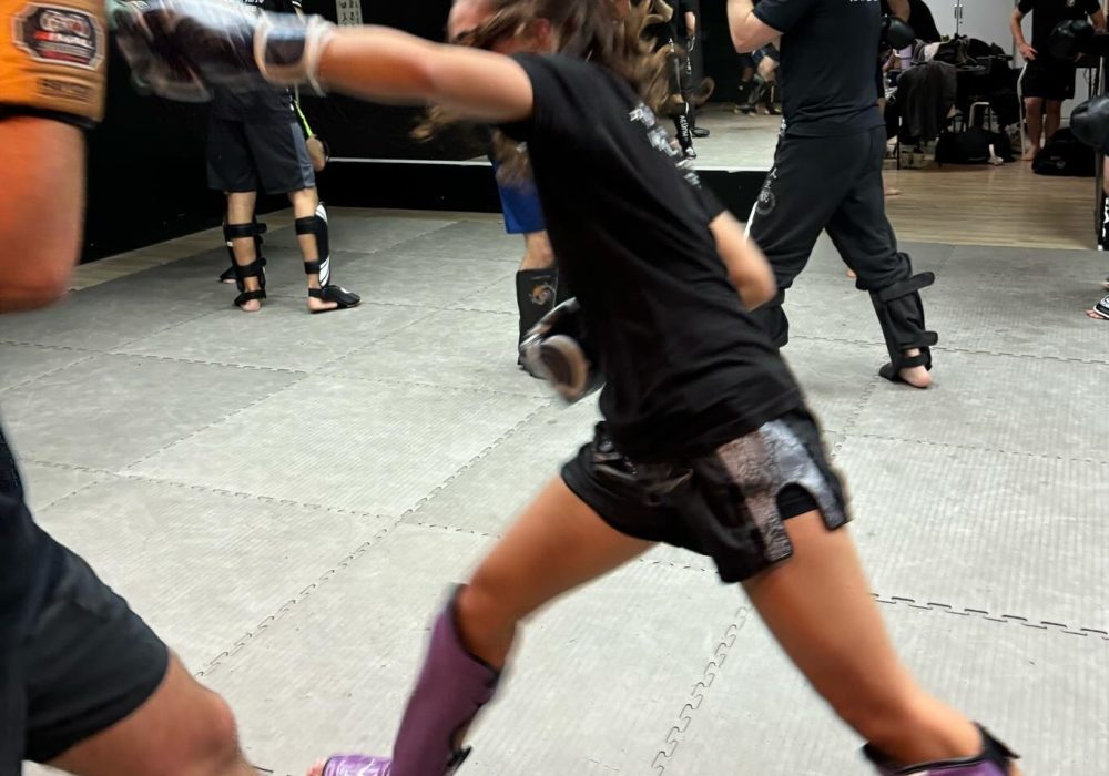 אהד אשל רמת השרון אמ.אמ.איי - MMA  קרב מגע – Krav Maga